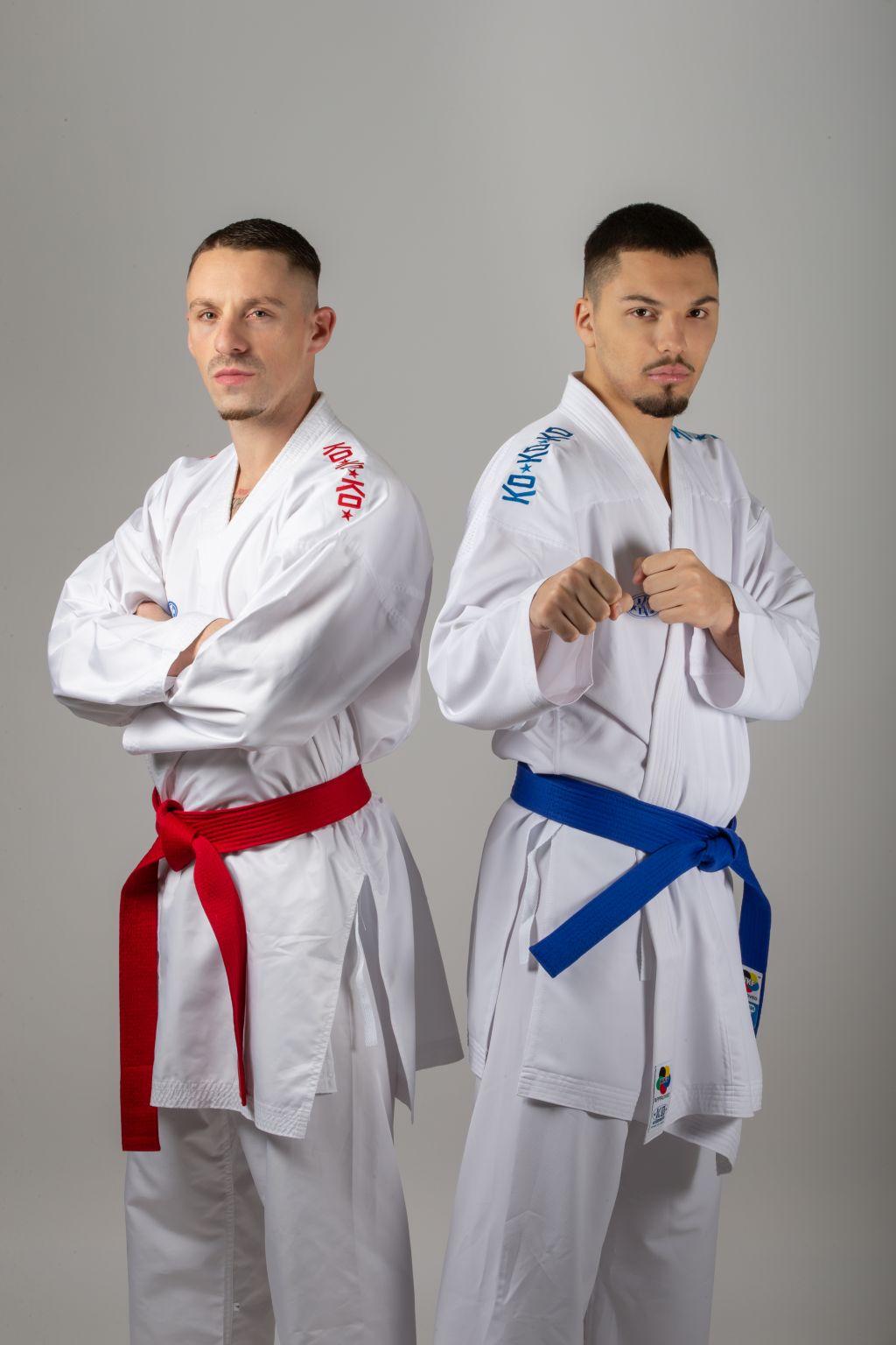 Karategi Skin microfibra WKF Set