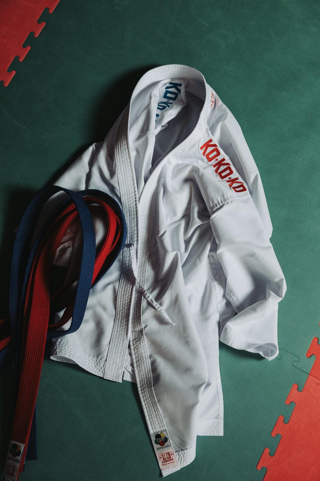 Karategi REVERSE Skin microfibra WKF